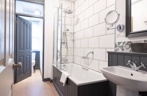 Harrogate City Centre Hotel | The Harrogate Inn - The Inn Collection Group