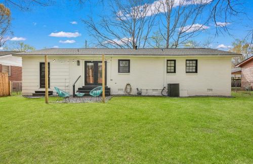 North Charleston House | The Haven Haus - 2 Kings 1 Queen, 5 Minutes from Airport, 15 minutes to downtown