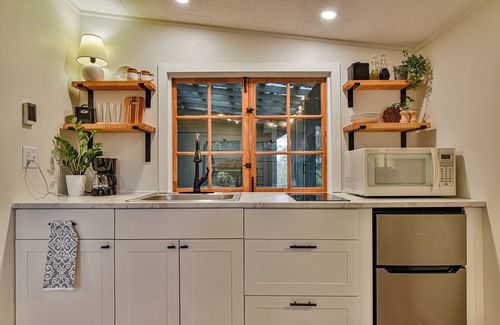 Hendersonville Cottage | The Haven: Mountaintop Cottage Retreat