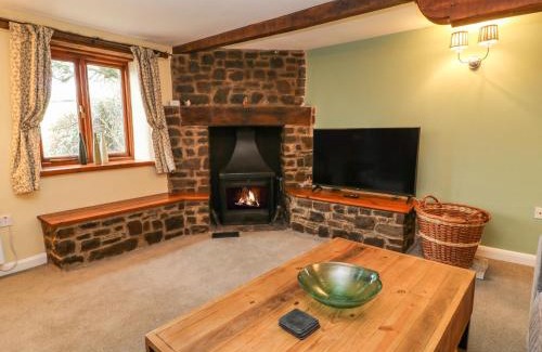 South Molton House | The Hawthorns