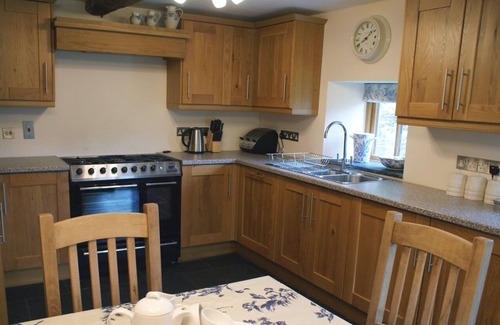 Washbourne Cottage | THE HAY BARN, pet friendly, character holiday cottage in Halwell