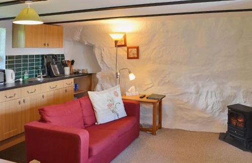 Pentrefelin House | The Hayloft Barn