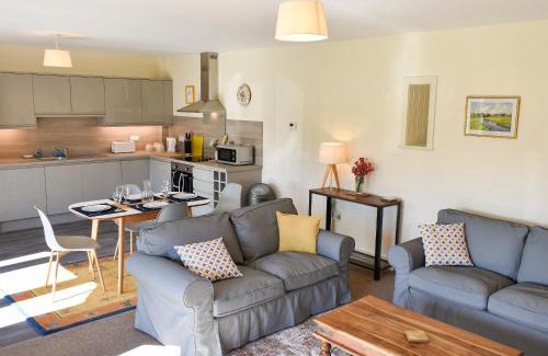 Colwell House | The Hayloft