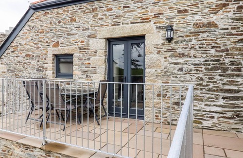 Bodmin Cottage | THE HAYLOFT, romantic, character holiday cottage in Bodmin