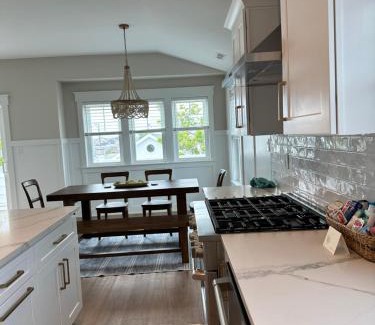 North End House | The Heart of Ocean City - Walk to beach, shopping and restaurants
