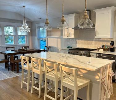 North End House | The Heart of Ocean City - Walk to beach, shopping and restaurants