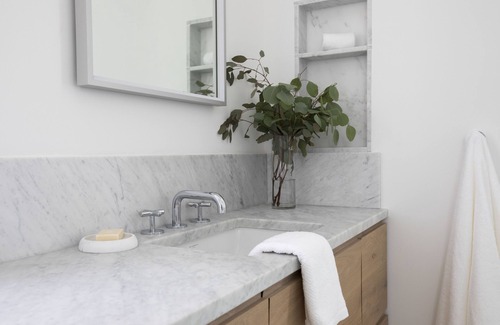 Seaside Hotel | The Heart of Seaside, Florida! Stunning Renovation, Steps to Beach, 2 Bikes