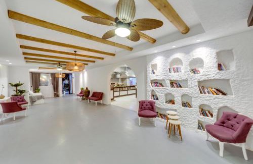 Bodrum City Center Hotel | The Hello Hotel