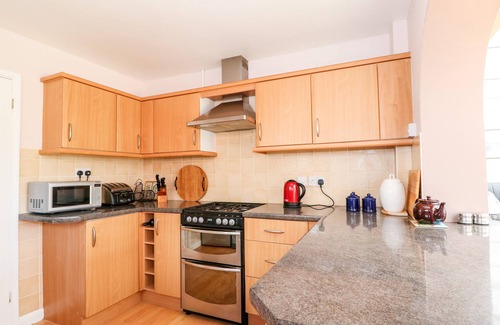 Trusthorpe House | THE HEMPLOE, pet friendly, with a garden in Sutton-On-Sea