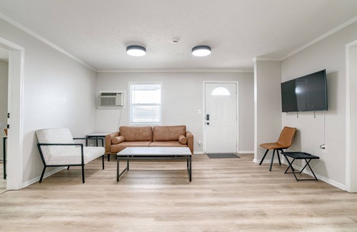 Lincoln Hotel | The Herbie
