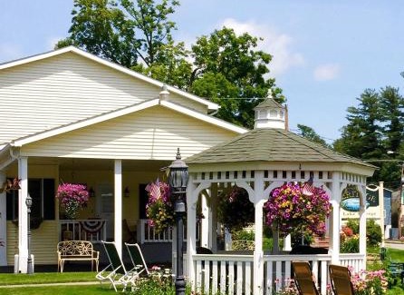 Lake George Hotel | The Heritage of Lake George