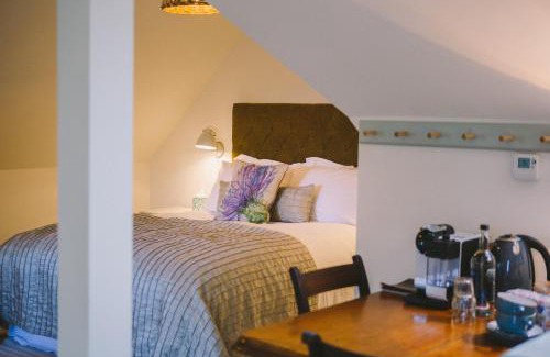 Burnham Overy Staithe Bed & Breakfast | The Hero