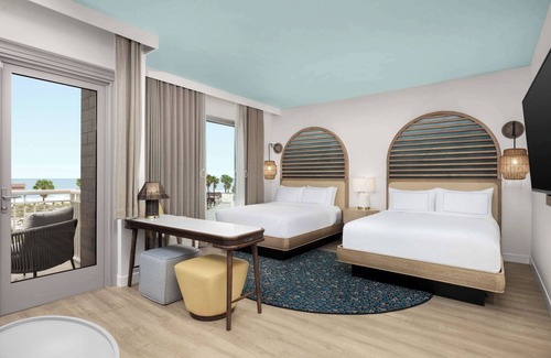 Clearwater Beach Resort | The Hiatus Clearwater Beach, Curio Collection By Hilton
