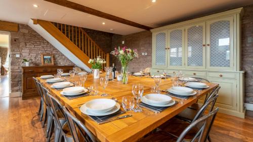 Lydney House | The Hickory