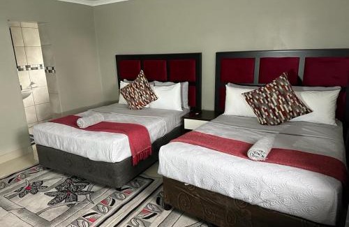 Greater Johannesburg Metropolitan Area House | The Hide in Roodepoort