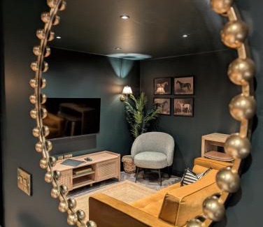 Wooler Apartment | The Hideaway Bureau - Islay