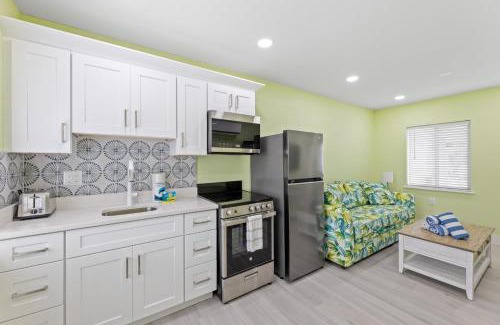Sanibel House | The Hideaway Cottage at Palmview Inn of Sanibel