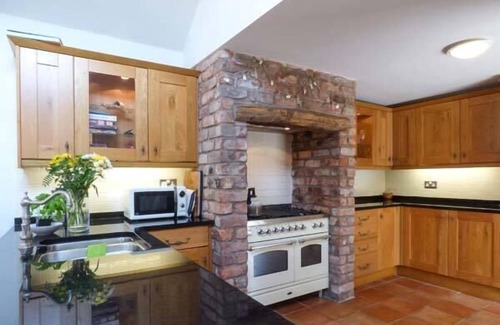 Silverdale Cottage | THE HIDEAWAY, family friendly, luxury holiday cottage in Silverdale