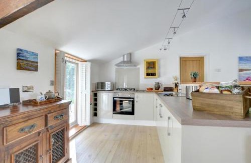 Worth House | The Hideaway