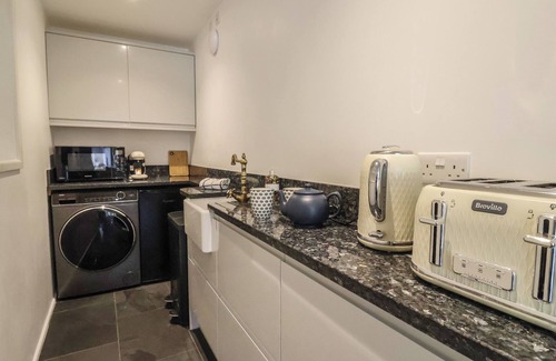 Lyme Regis Cottage | The Hideaway