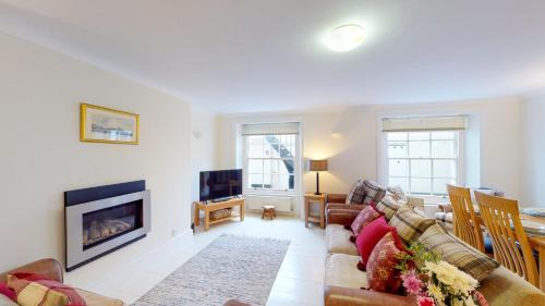 Sidmouth Apartment | The Hideaway