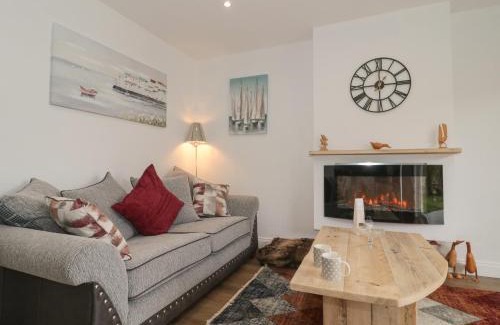 Lympsham House | The Hideaway
