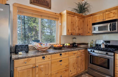Island Park Cabin | The Hideaway Lodge