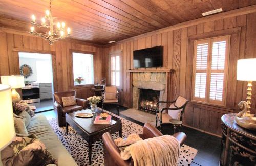 Highlands House | The Hideaway of Horse Cove