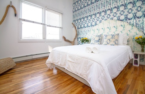 Queens Condo | The High Tide #9 One Bedroom Suite With Kitchen Hotel Room by Redawning