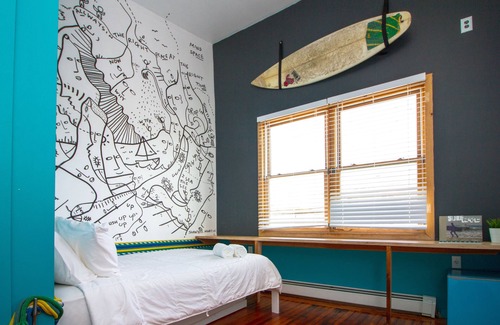 Queens Condo | The High Tide Studio #5 Studio Bedroom Hotel Room by Redawning