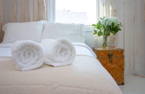 Queens Condo | The High Tide Studio #1 Studio Bedroom Hotel Room by Redawning