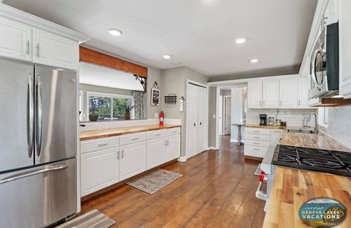 Twin Lakes House | The Highland House - Heated Pool, Lake Elizabeth Pier, Game Room! Perfect for families and groups