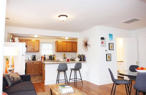 Cherokee Triangle Apartment | The Highlands Happy Place!