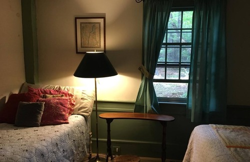 Madison House | The Hill: guesthouse with views surrounded by nature