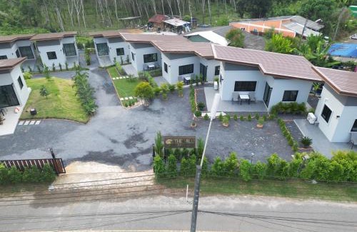 Thep Kasattri Cabin | The Hill Resort Thalang Phuket