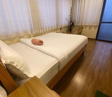 Sarangkot Bed & Breakfast | The hills