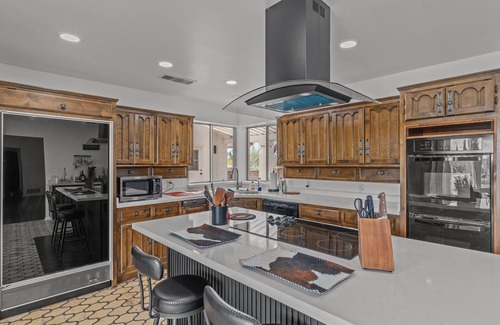 Wickenburg House | The Hillside Oasis with fantastic views