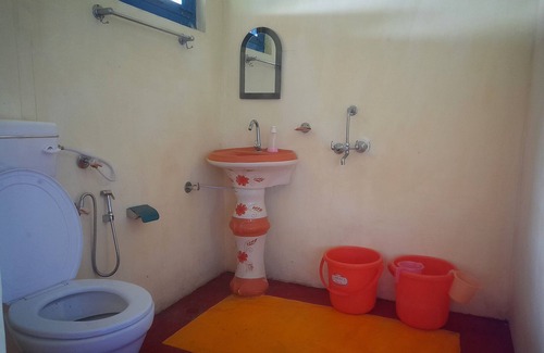 Almora Hotel | The Himalayan Heaven Homestay Binsar