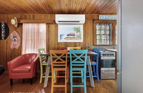 Windy Hill Cabin | The Hippie Hideaway- Betsy in Windy Hill NMB,