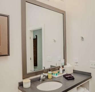 River District Apartment | The Hive 203 Sweeter
