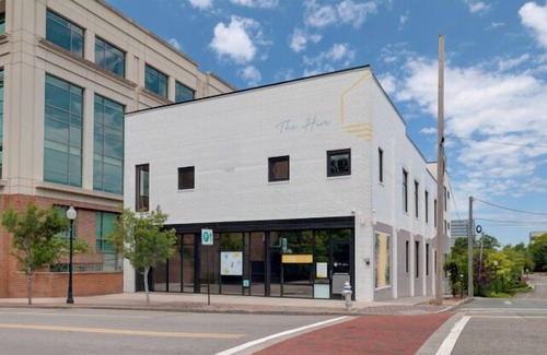 River District Apartment | The Hive 205 Sweeter