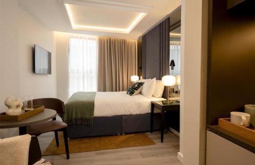 Cambridge City Centre Apartment | The Hobson Cambridge by Adina