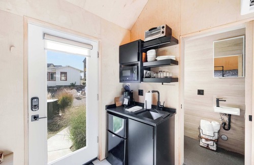 Ottawa Cabin | The Hold - Tiny Home