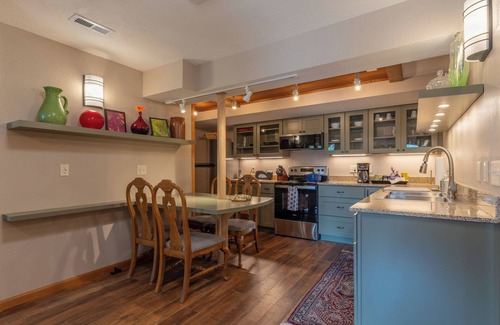 Taylors Falls Apartment | The Hollows at The Falls