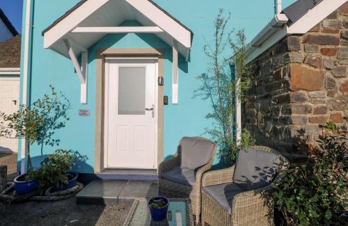 Kilgetty House | The Hollybush