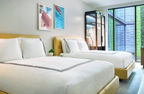 Hollywood Hotel | The Hollywood Grande, Autograph Collection