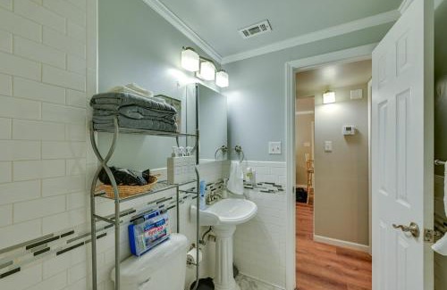 Nacogdoches Apartment | The Homestead Apartments- Walk to SFA Campus, Comfy, Children & Pet-Friendly Nacogdoches Condo