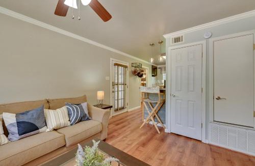 Nacogdoches Apartment | The Homestead Apartments- Walk to SFA Campus, Comfy, Children & Pet-Friendly Nacogdoches Condo