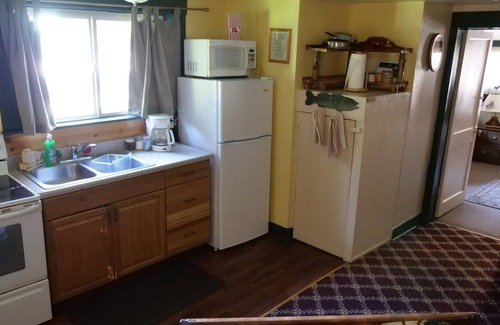 New Meadows Cabin | "The Homestead"- Cabin 7