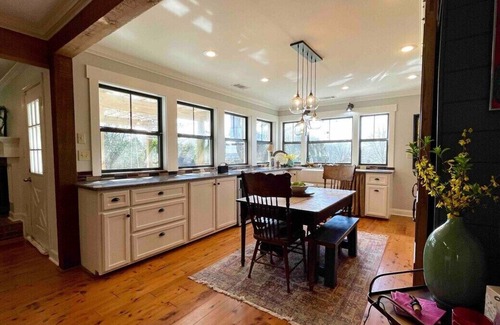 College Hill Other | The Homestead, Multi-home with a short drive to the Square!